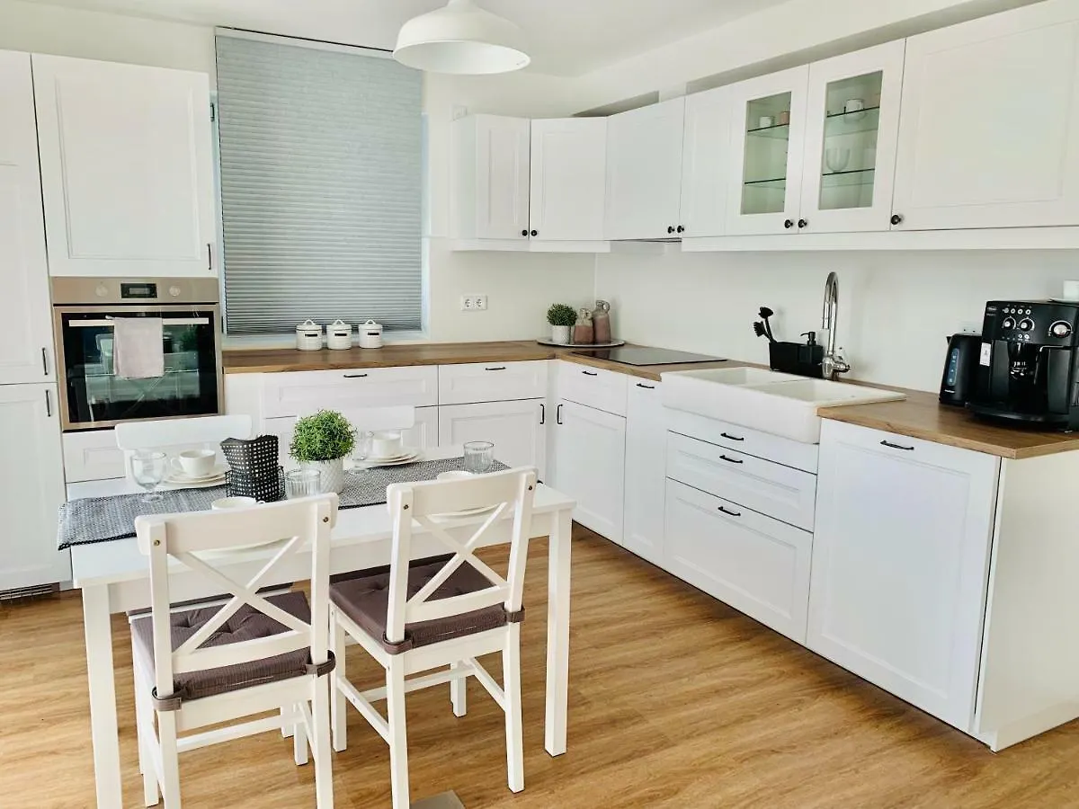 Apartment Ferienwohnung FeWo An den Linden Estenfeld Deutschland